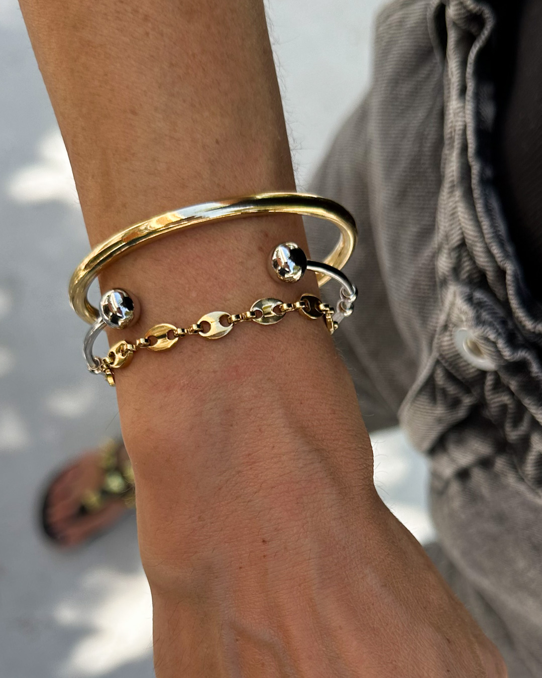 Gold bracelet